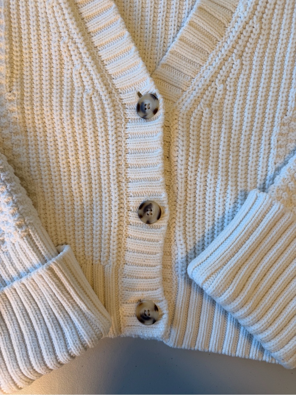 Abercrombie & Fitch Ivory Chunky Knit Cardigan | Size Small - Picture 2 of 6